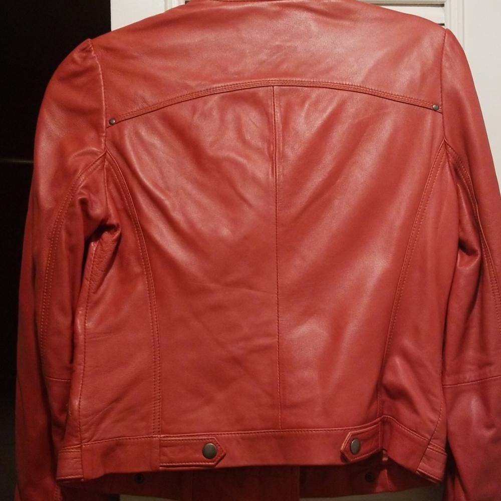 Red leather jacket - Picture 7 of 8